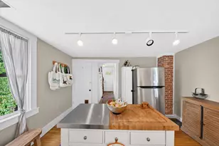 24 Glidden St, Waldoboro, ME 04572 - Photo 19