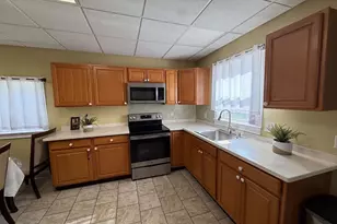 651 Pleasant St, Lewiston, ME 04240 - Photo 3