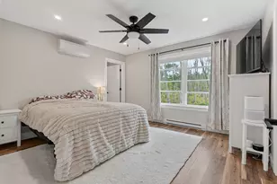 106 Westview Dr, Sanford, ME 04073 - Photo 17