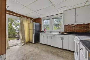62 Powsland St, Portland, ME 04102 - Photo 3