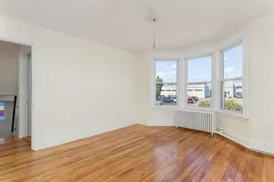16 Webb St, Portland, ME 04102 - Photo 25