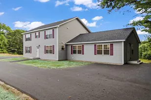 112 Yarmouth Rd, Gray, ME 04039 - Photo 9