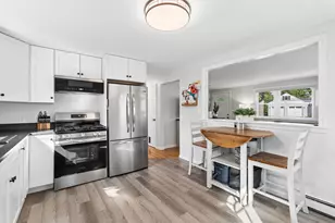 176 Melissa Dr, Yarmouth, ME 04096 - Photo 7