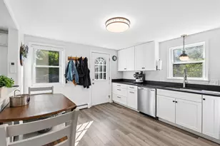 176 Melissa Dr, Yarmouth, ME 04096 - Photo 9