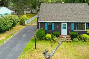 35 Hillside Rd, Portland, ME 04103 - Photo 9