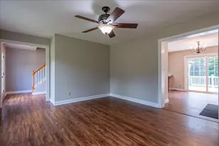 25 Vlg Vly Rd, Nobleboro, ME 04555 - Photo 9
