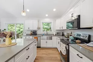 12 Sylvia Cir, Waterboro, ME 04087 - Photo 9