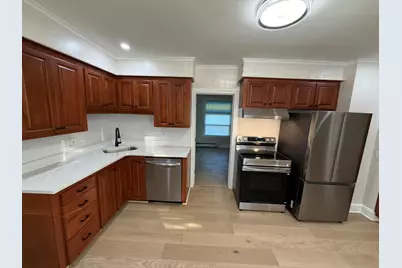 19 Pembroke Street, Portland, ME 04103 - Photo 17