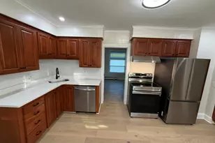 19 Pembroke St, Portland, ME 04103 - Photo 17