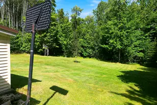 41 Crescent St, Skowhegan, ME 04976 - Photo 7