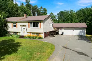 41 Crescent St, Skowhegan, ME 04976 - Photo 1