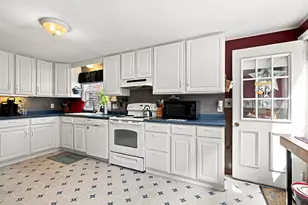 41 Crescent St, Skowhegan, ME 04976 - Photo 19