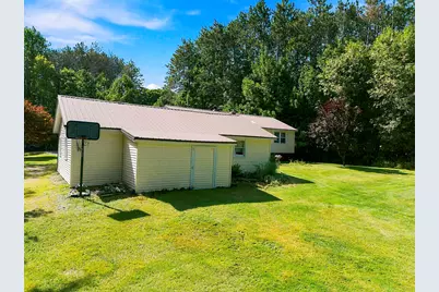 41 Crescent Street, Skowhegan, ME 04976 - Photo 9