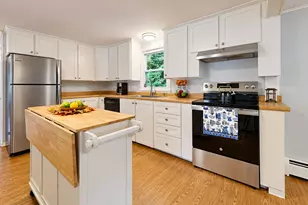 27 Finch St, Westbrook, ME 04092 - Photo 7