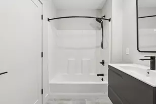 75 Chestnut St, Portland, ME 04101 - Photo 17
