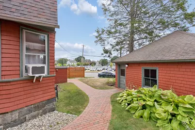 25 Bramhall Street, Portland, ME 04102 - Photo 3
