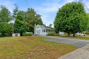 2 Meadow Ln, Kittery, ME 03904 - Photo 3