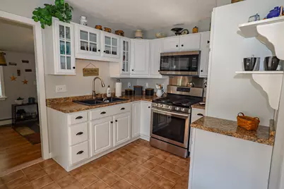809 Somerset Street, Rumford, ME 04276 - Photo 5