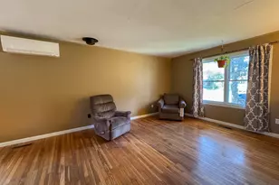 7 Pinewood St, Orono, ME 04473 - Photo 9