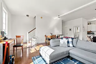 51 Winthrop St, Hallowell, ME 04347 - Photo 27