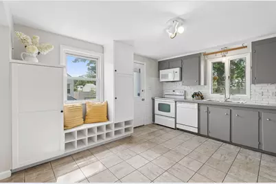 71 Hicks Street, Portland, ME 04103 - Photo 5