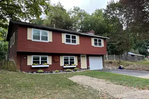 2 Bizier St, Winslow, ME 04901 - Photo 5