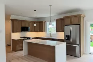 312 Pownal Rd, Freeport, ME 04032 - Photo 9