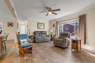 35 Sandalwood Cir, Kittery, ME 03904 - Photo 15