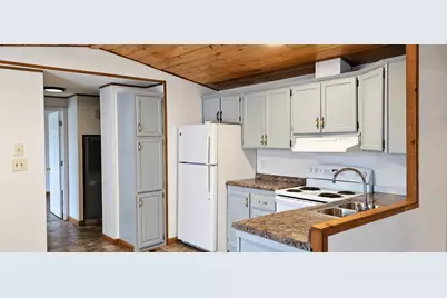 23 Pennell Street, Skowhegan, ME 04976 - Photo 3