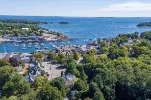 13 Wood St, Camden, ME 04843 - Photo 57