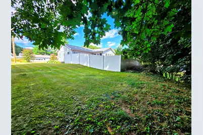 9 Juniper Road, Jay, ME 04239 - Photo 5