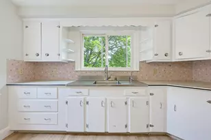 25 Avalon Rd, Portland, ME 04103 - Photo 9