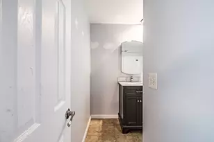 44 Lassell St, Portland, ME 04102 - Photo 11