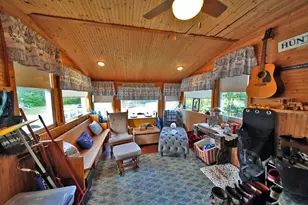 16 Columbia St, Houlton, ME 04730 - Photo 15