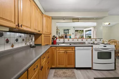 8 Higgins Street, Lisbon, ME 04252 - Photo 3