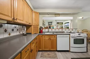 8 Higgins St, Lisbon, ME 04252 - Photo 3