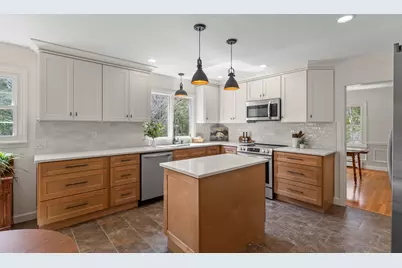 847 Middlesex Road, Topsham, ME 04086 - Photo 15