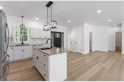 11 Chestnut Street, Old Orchard Beach, ME 04064 - Photo 13
