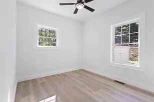 11 Chestnut St, Old Orchard Beach, ME 04064 - Photo 33