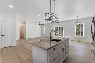11 Chestnut Street, Old Orchard Beach, ME 04064 - Photo 11