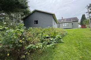 154 State St, Van Buren, ME 04785 - Photo 5
