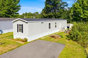7 Autumn Ln, Lewiston, ME 04240 - Photo 1