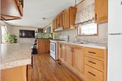 7 Autumn Lane, Lewiston, ME 04240 - Photo 11