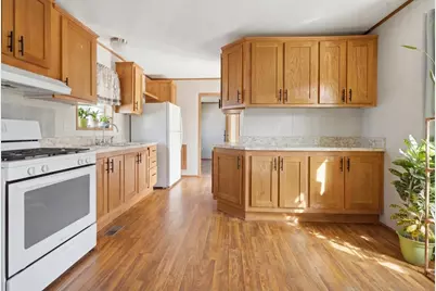 7 Autumn Lane, Lewiston, ME 04240 - Photo 9