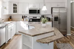 8 Pine St, Brunswick, ME 04011 - Photo 13
