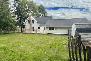 257 Pleasant St, Fort Kent, ME 04743 - Photo 11