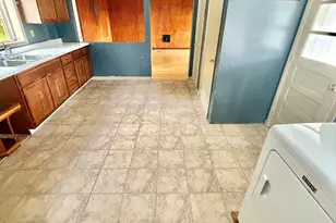 257 Pleasant St, Fort Kent, ME 04743 - Photo 23