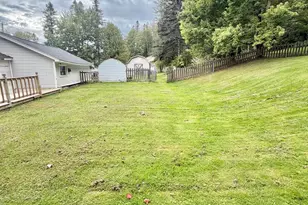 257 Pleasant St, Fort Kent, ME 04743 - Photo 7