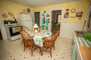 236 Franklin St, Rumford, ME 04276 - Photo 5