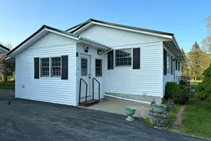 3 Summit St, Jay, ME 04239 - Photo 3